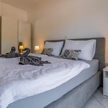 Apartman Rok 5 By Interhome